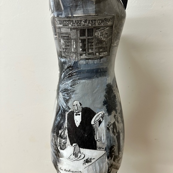 Small hand painted mannequin - Picture 6 of 7